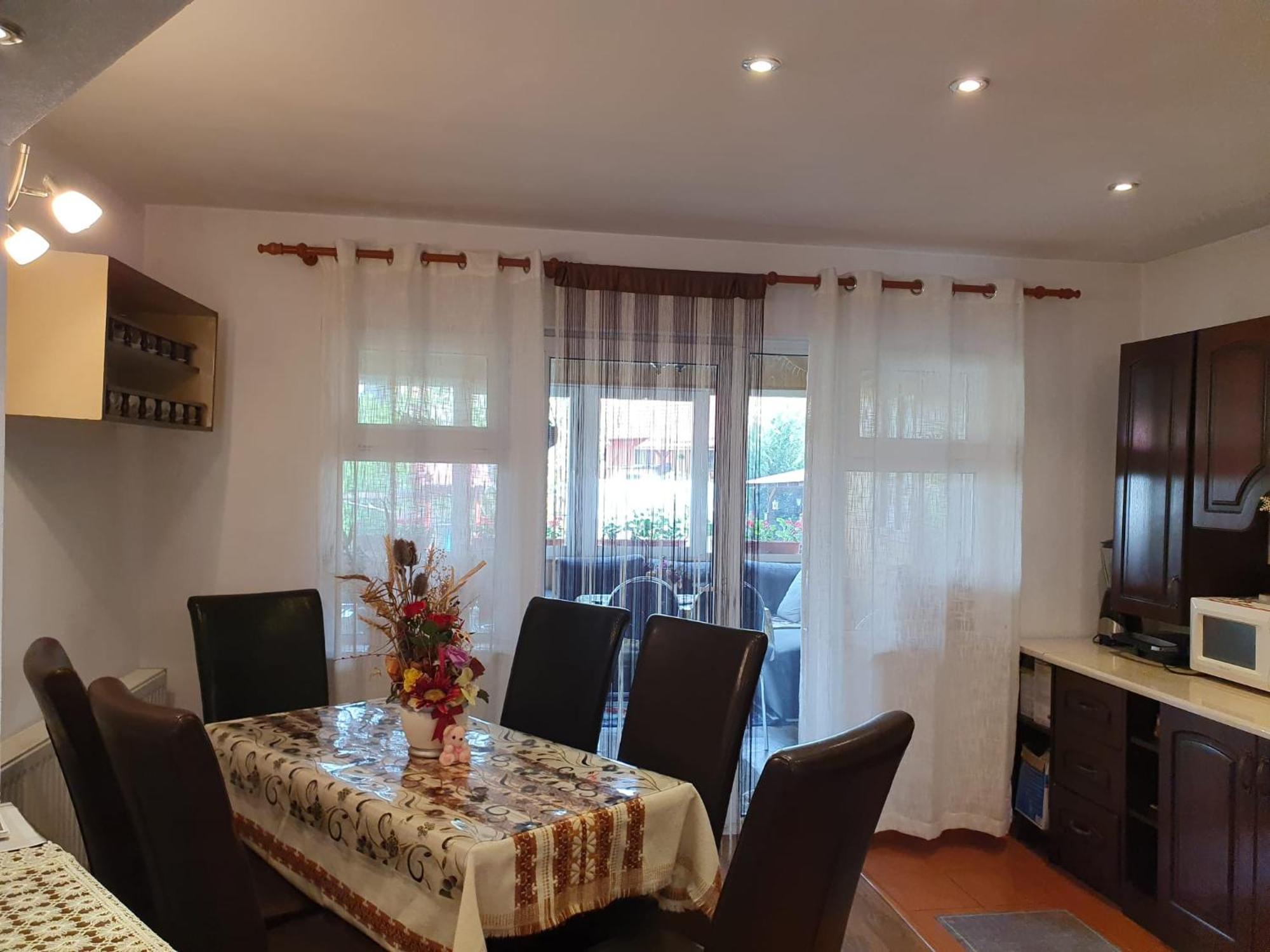 Edelweiss Ilinca Apartment เซอร์เนช ภายนอก รูปภาพ